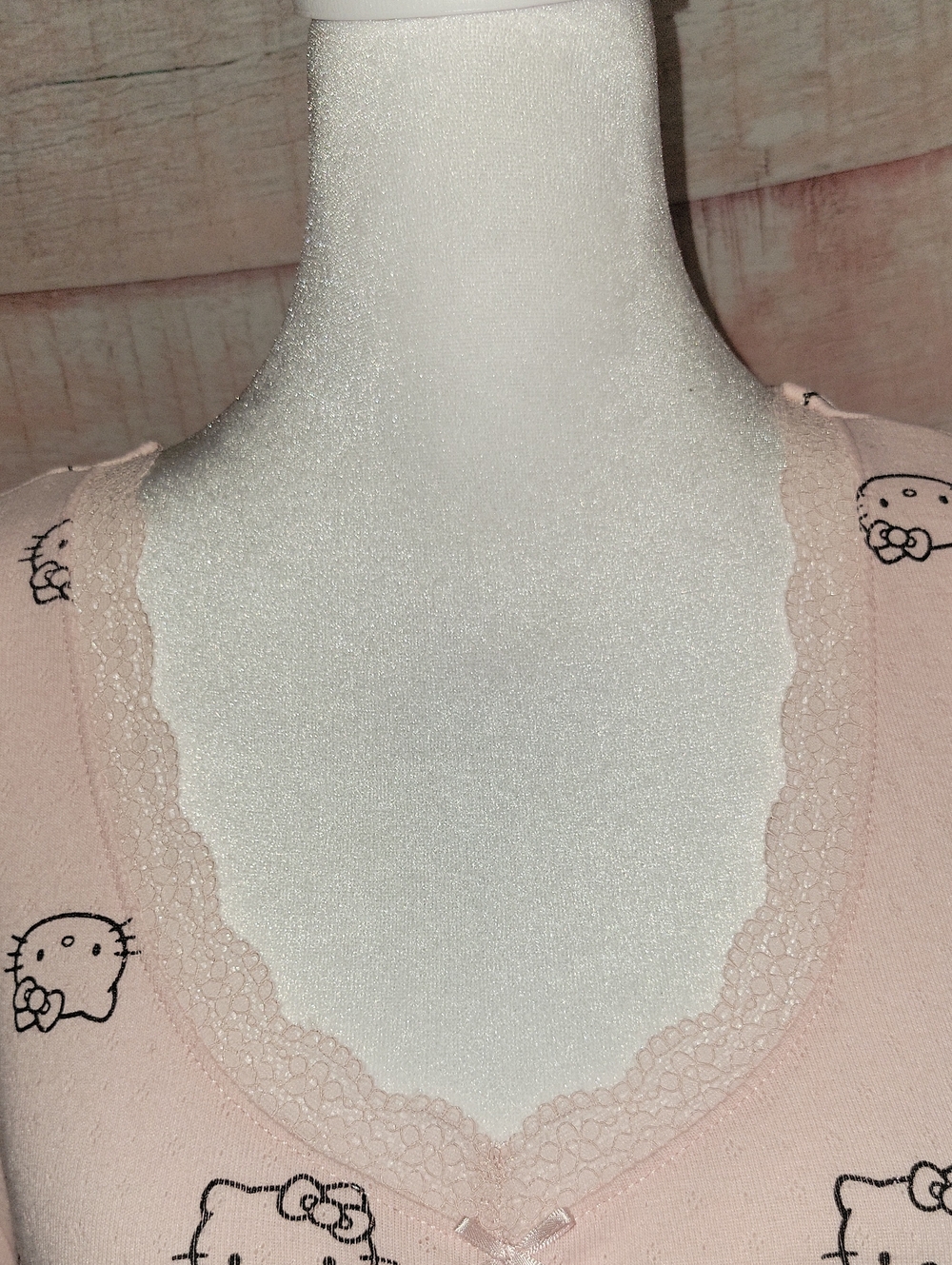 Pink Hello Kitty Top - Picture 2 of 7